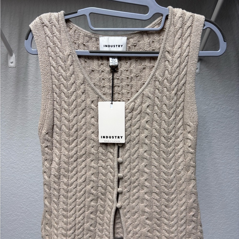 Industry Cable Knit V-Neck Sleeveless Sweater Vest in Beige
